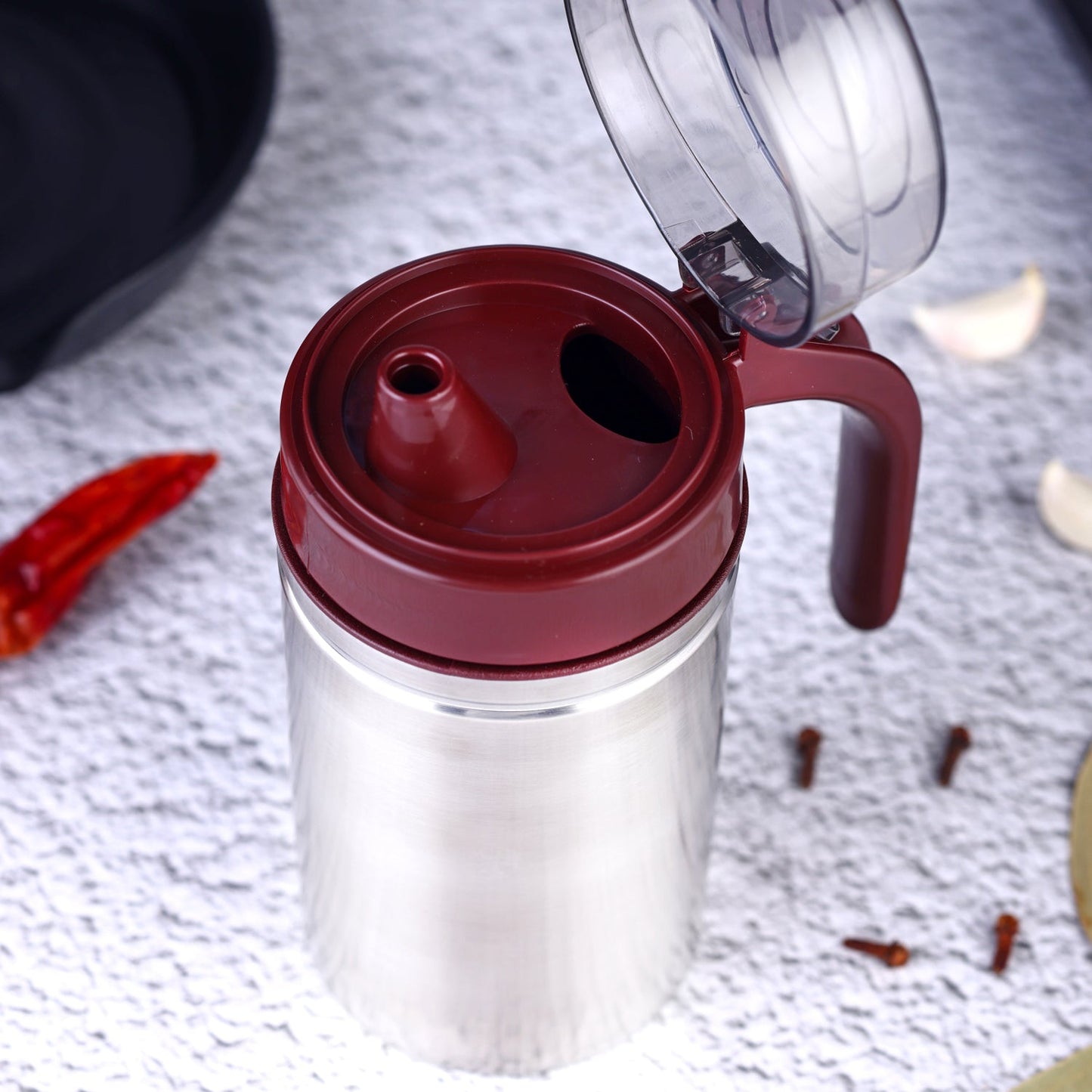 Stainless Steel Oil Dispenser with Small Nozzle – 500ml Leak-Proof Jar
