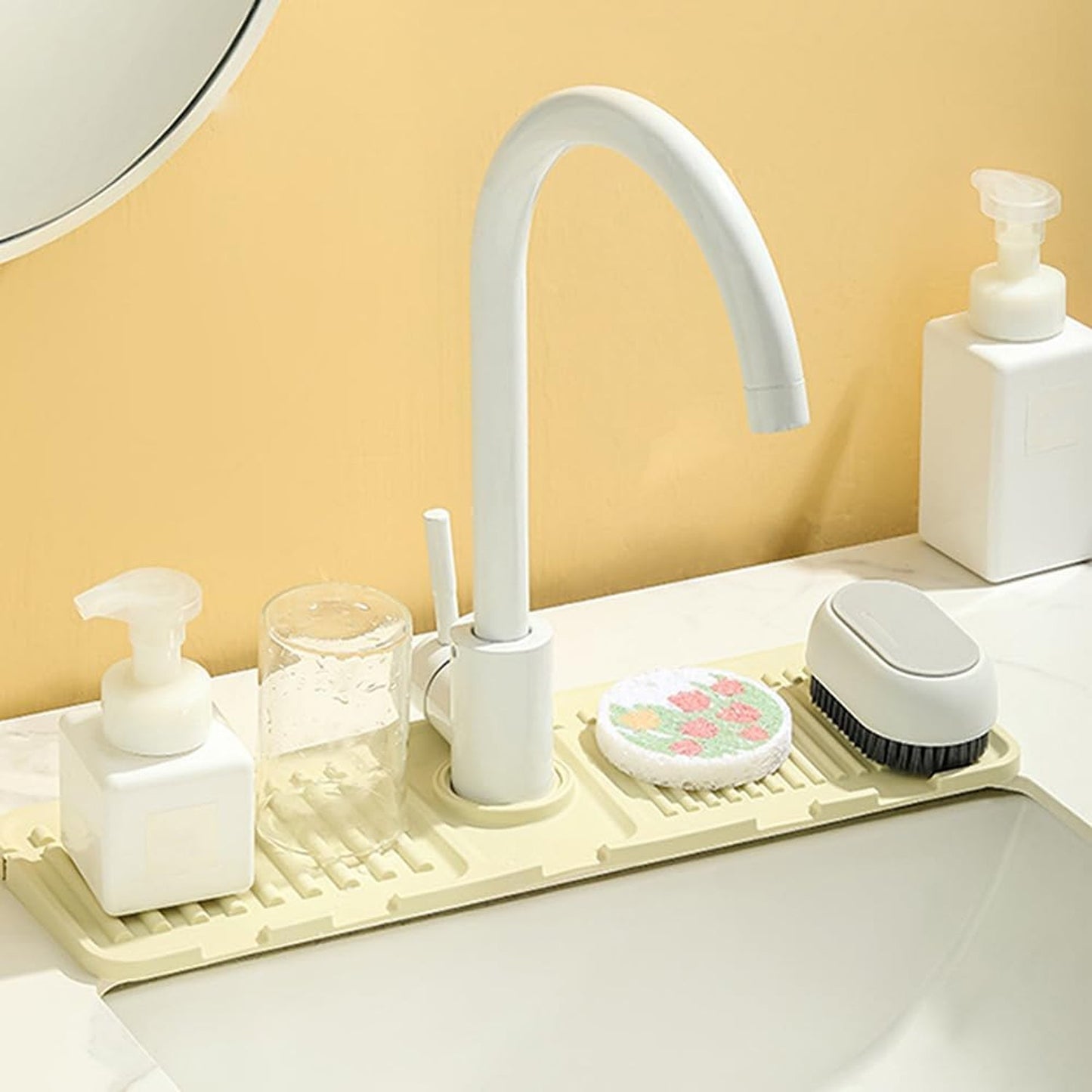 Silicone Sink Faucet Mat – Water Splash Guard (1 Pc, 33x12 Cm)