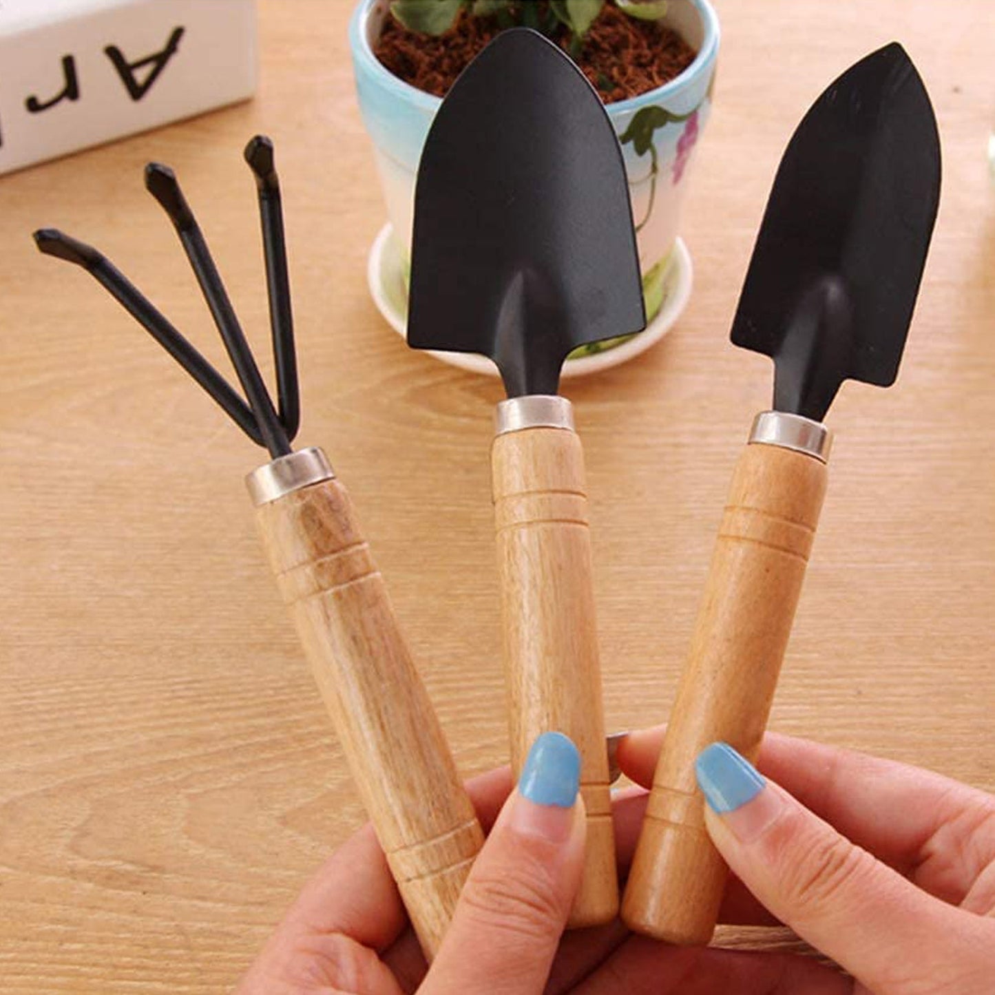 Mini Garden Tool Set – Hand Cultivator, Small Trowel & Garden Fork
