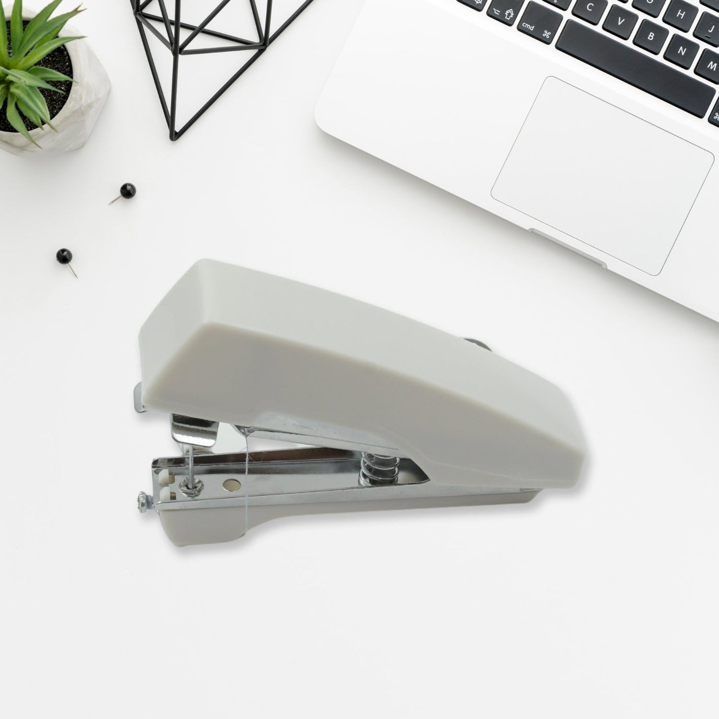Handy Portable Mini Sewing Machine – Cordless & Easy to Use