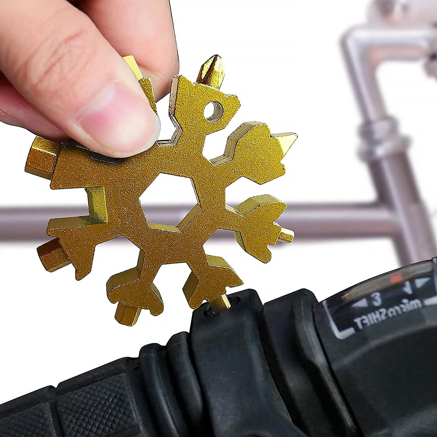 18-in-1 Snowflake Multi-Tool – Bottle Opener, Screwdriver & Wrench
