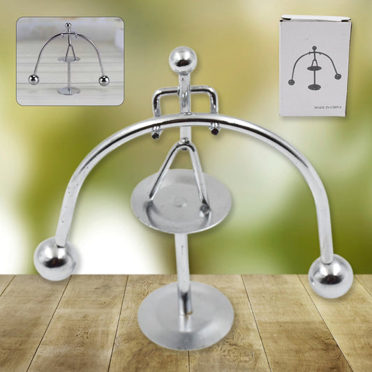 Mini Steel Balance Toy – Desk Decor & Perpetual Motion Fun