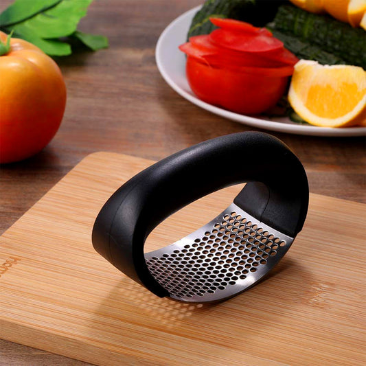 Manual Portable Garlic Crusher – Stainless Steel Garlic Press & Mincer (1 Pc)