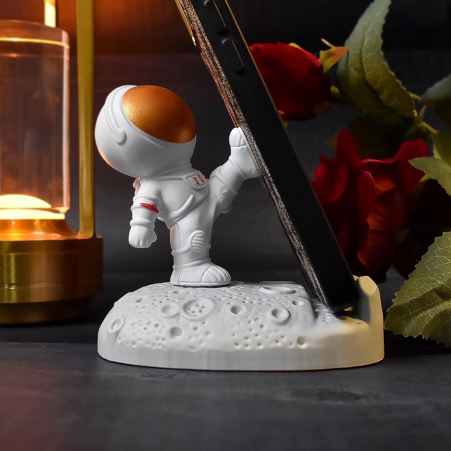 Astronaut Mobile Holder | 3D Resin Phone Stand for Desk & Car (1 Pc)