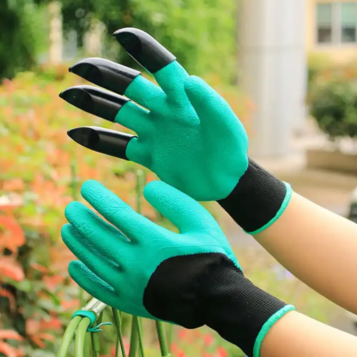 Heavy Duty Garden Gloves with Claws – Waterproof & Washable (1 Pair)
