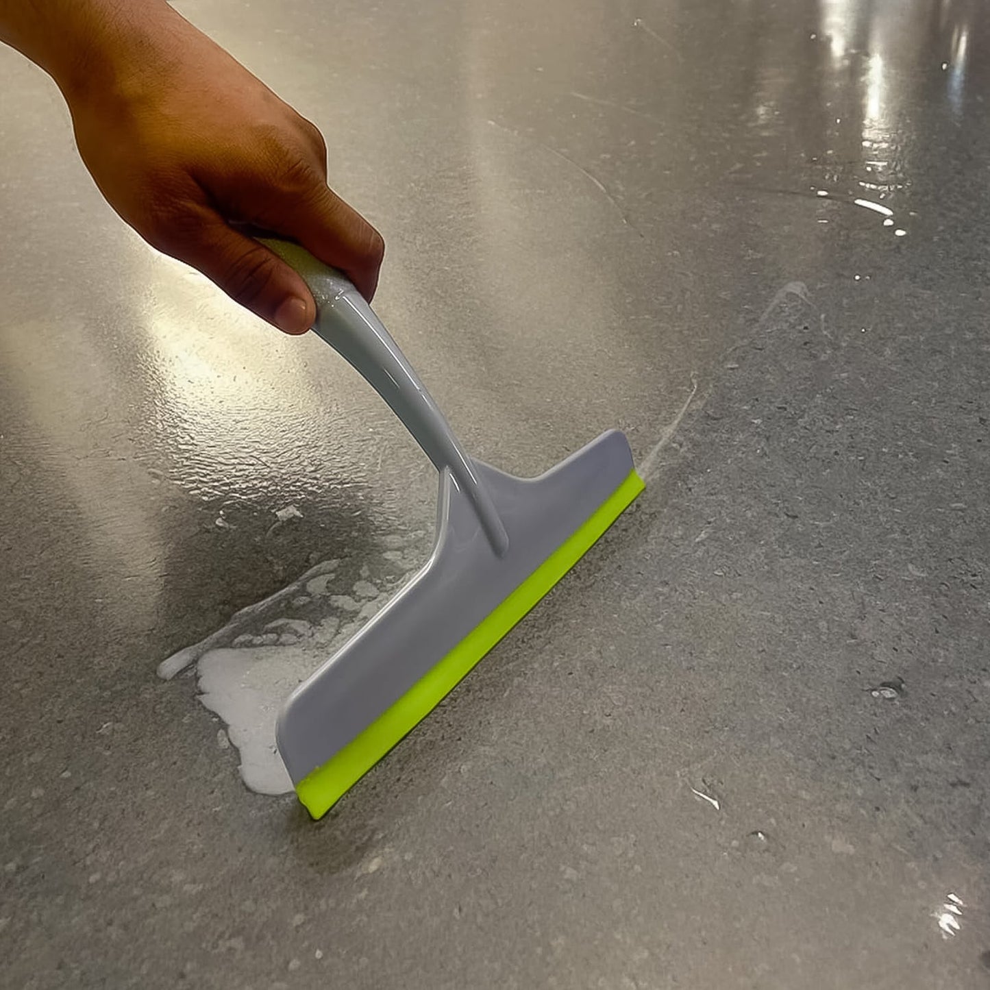 Plastic Kitchen Wiper – Multi-Surface Silicone Blade Cleaner (Grey / 1 Pc)