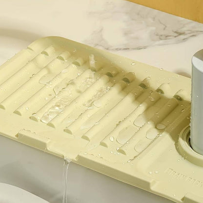 Silicone Sink Faucet Mat – Water Splash Guard (1 Pc, 33x12 Cm)