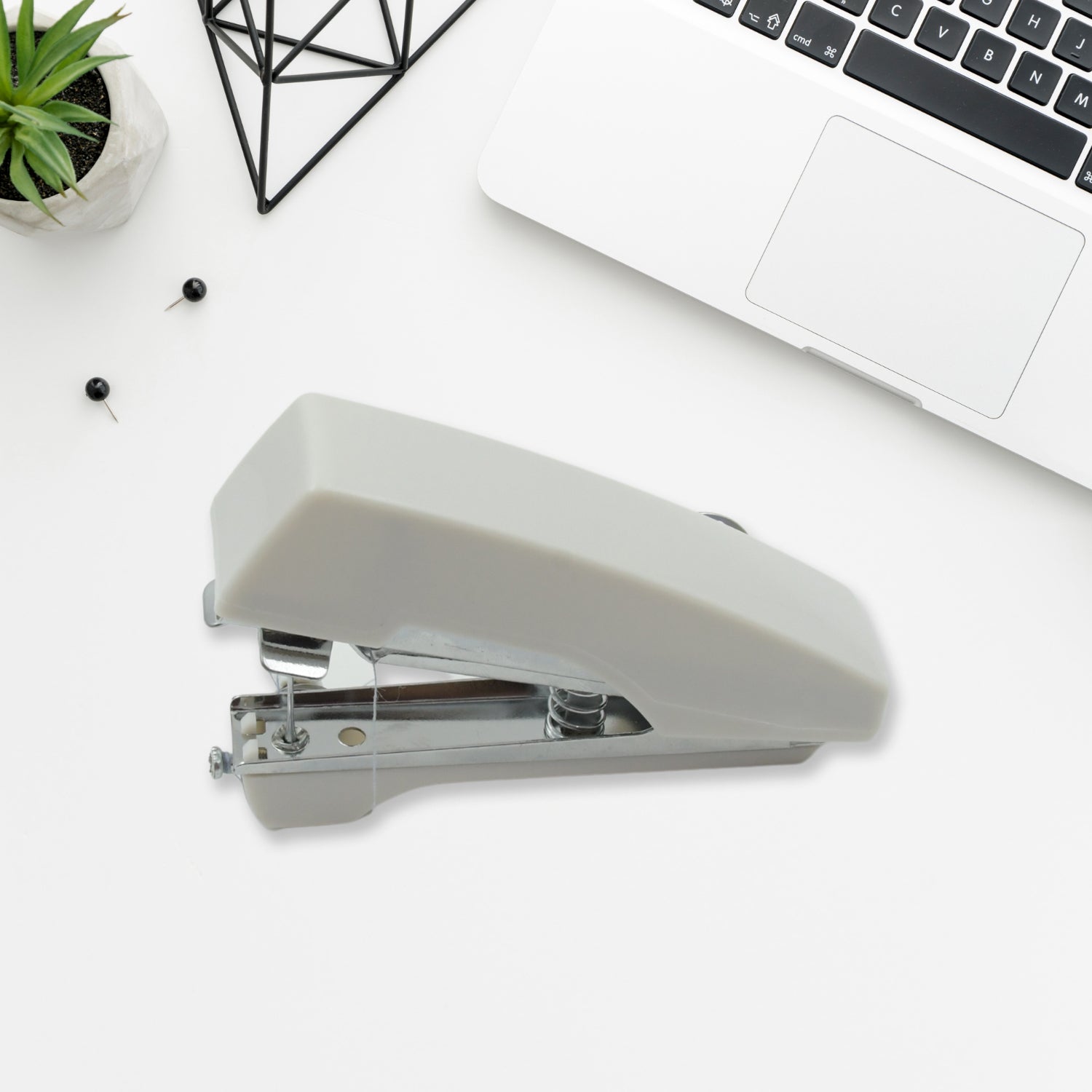 Handy Portable Mini Sewing Machine – Cordless & Easy to Use