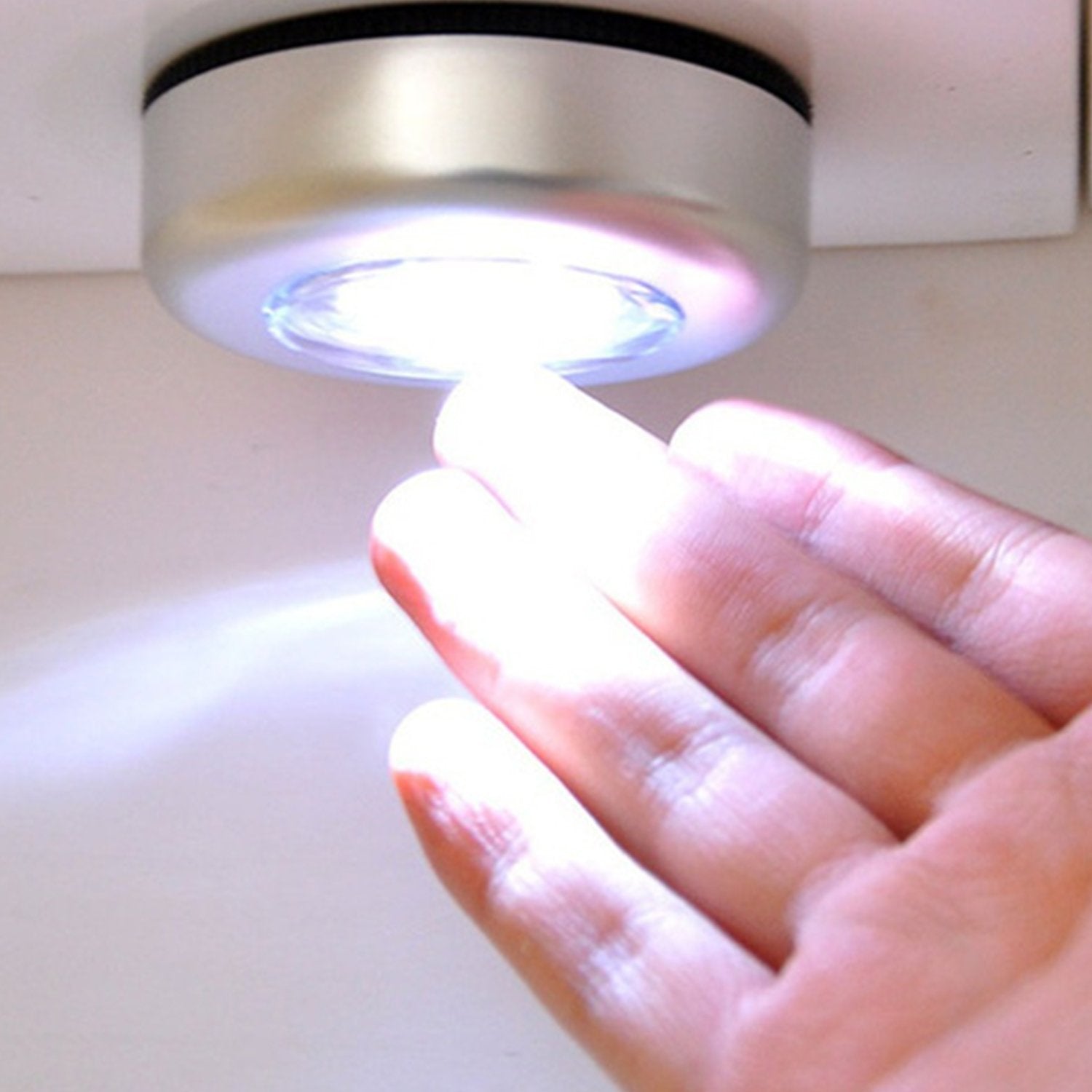 Cordless LED Touch Light – Stick-On Tap Lamp for Wardrobe & Cabinets