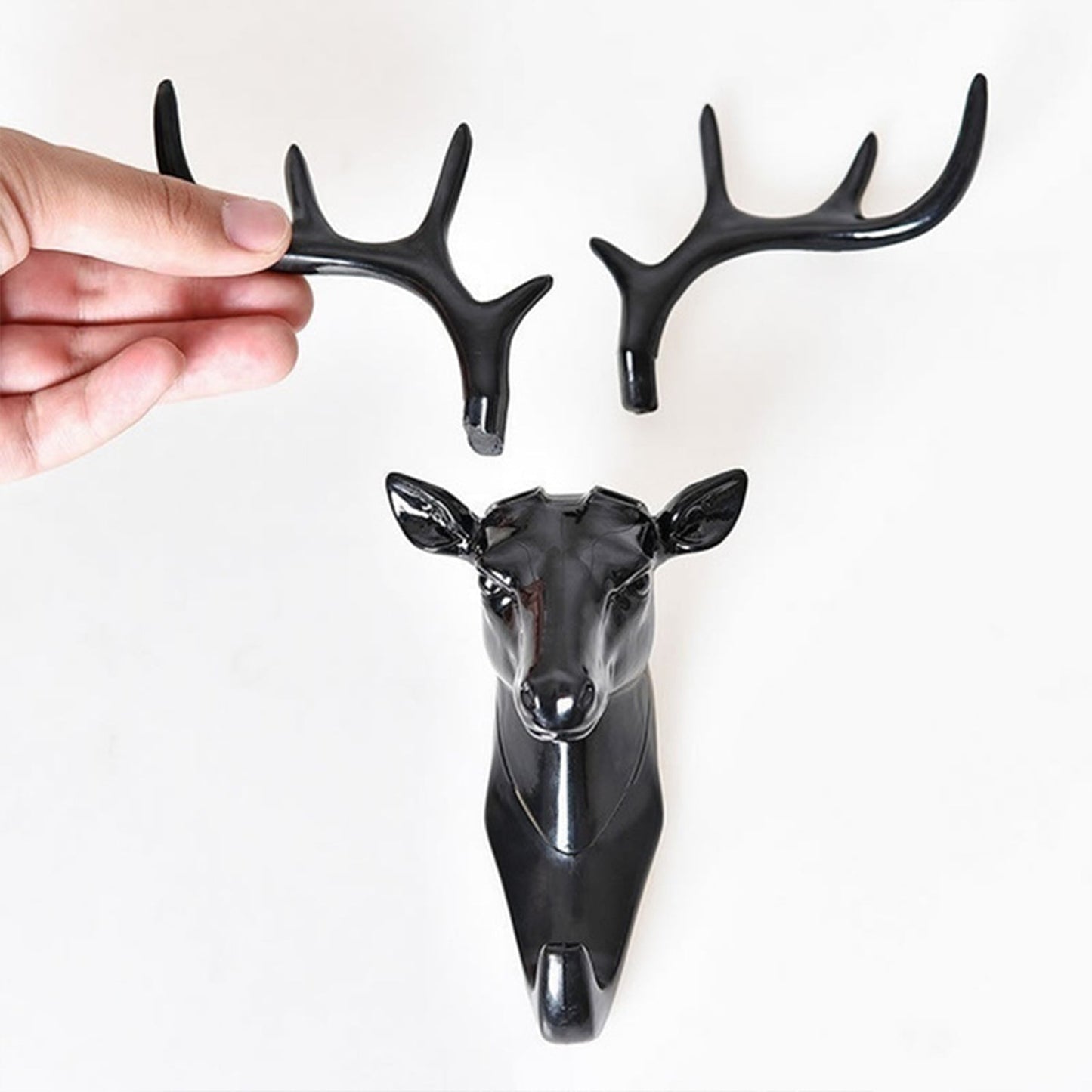 Deer Head Self-Adhesive Wall Hook – Decorative Antler Hanger (No Drilling)