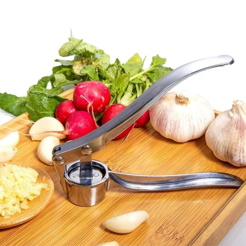 Stainless Steel Garlic Press Crusher – Multi-Purpose Garlic, Ginger & Lemon Squeezer